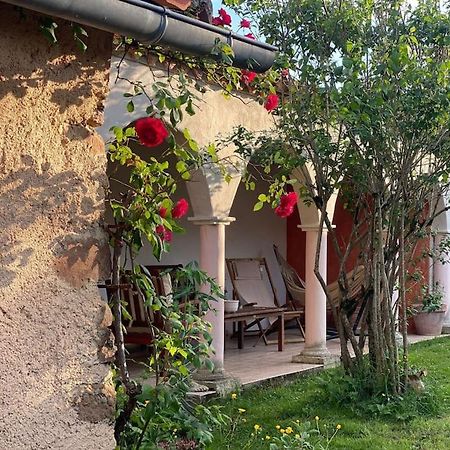 Le Prieure Du Vigeant Villa Le Vigeant Eksteriør billede